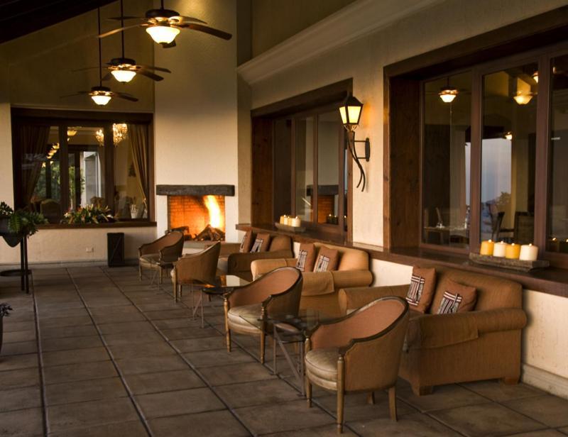 Hotel La Reunion Golf Resort And Residences Antigua Exterior foto